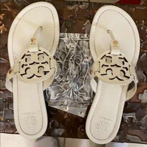 Tory Burch Miller sandal patent white leather 7 .5